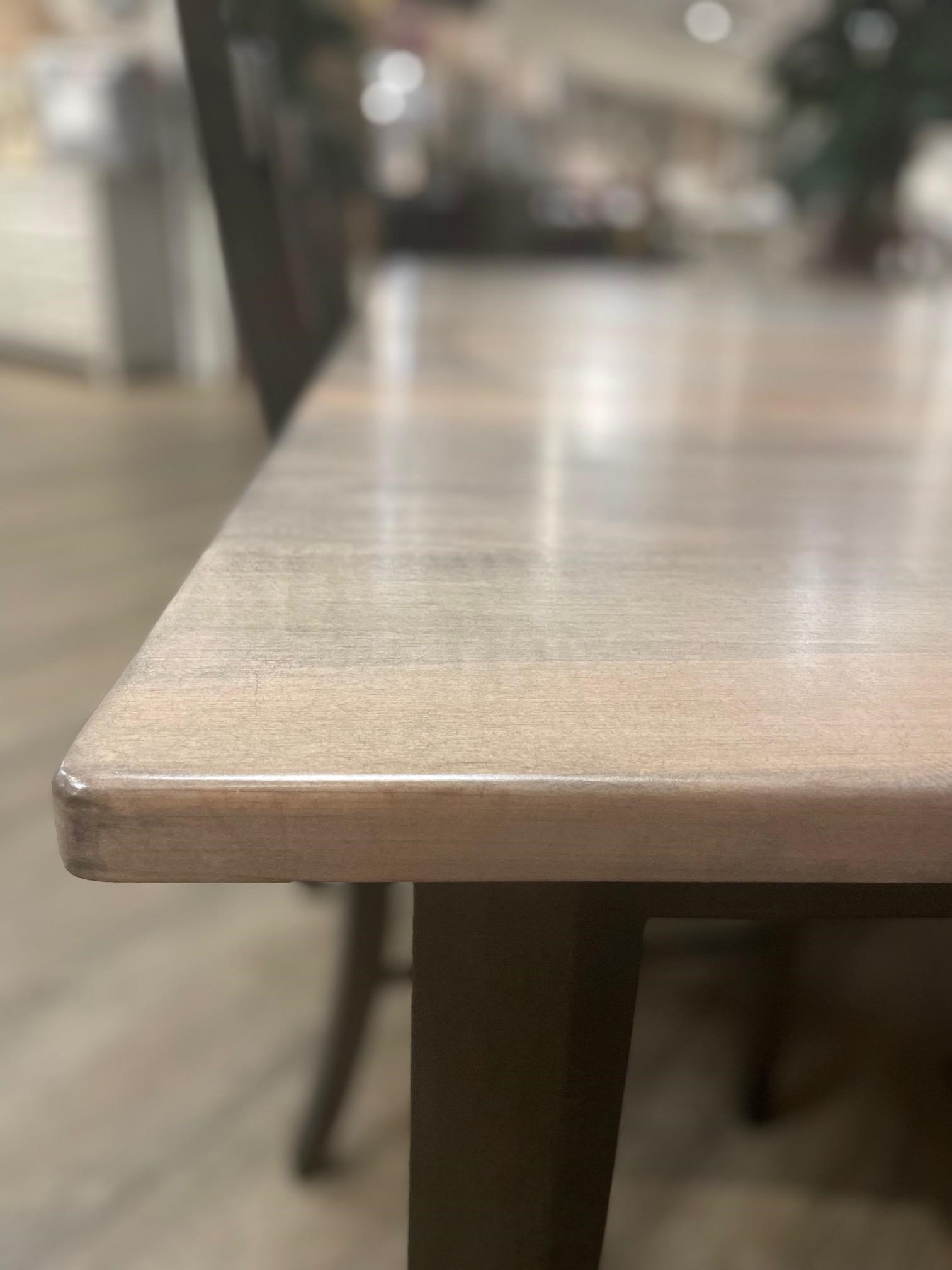 【IDEE】ＭＡＴＩＮ　ＤＩＮＩＮＧ　ＴＡＢＬＥ MAVIN Dining Tables (mavin dining tables) by MAVIN - Coconis